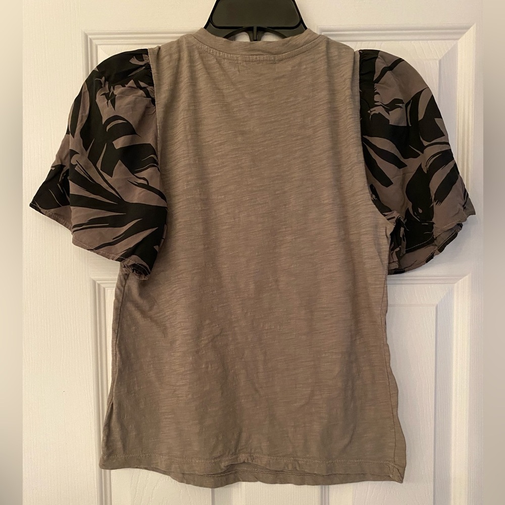 Anthropologie t.la Puffy Camo Women’s Brown Green Moss Cotton Sleeve Tee Size XS - Picture 3 of 11